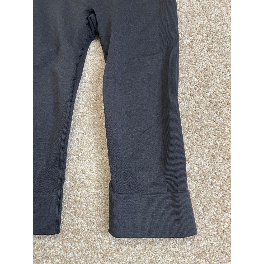 Lululemon Tank Top‎ Womens 6 Black Racerback Stretch Lightweight Yoga Gym Active